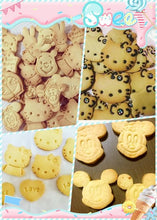 Load image into Gallery viewer, 2Pcs/ Set Cute Rabbit Kitty Cat Bear Cartoon Sugarcraft Cake Mold Fondant Cookie Cutter Decoration Baking Tools