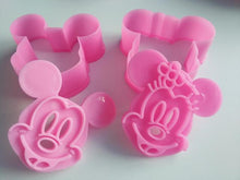 Load image into Gallery viewer, 2Pcs/ Set Cute Rabbit Kitty Cat Bear Cartoon Sugarcraft Cake Mold Fondant Cookie Cutter Decoration Baking Tools