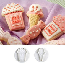 Load image into Gallery viewer, 4Pcs/set candy makeup mirror Shape Fondant cutter plastic cake/cookie/buscuit cutter plunger mold fondant cake decorating tools