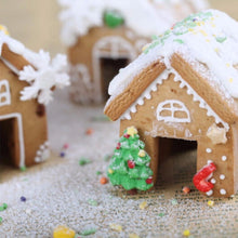 Load image into Gallery viewer, 3Pcs Christmas Gingerbread House Biscuit Cutter Set Stainless Steel Cookie Mould