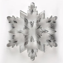 Load image into Gallery viewer, Cookie Moulds Christmas Snowflake Biscuit Cutter Stainless Steel Pastry Accessories DIY Cookie Tools