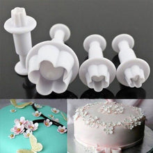 Load image into Gallery viewer, 4pcs/set Flower Icing Piping Nozzles Sugarcraft Cupcake Cake Decorating Tools Plunger Mold Syringe Tips Pastry Pen Fondant Molds