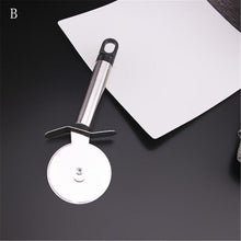 Load image into Gallery viewer, 4 Patterns Stainless Steel Pizza Cutter Double Roller Pizza Knife Cutter Pastry Pasta Dough Crimper Kitchen Pizza Tools